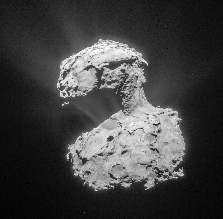 Image of comet 67P/C-G while emitting jets of gases