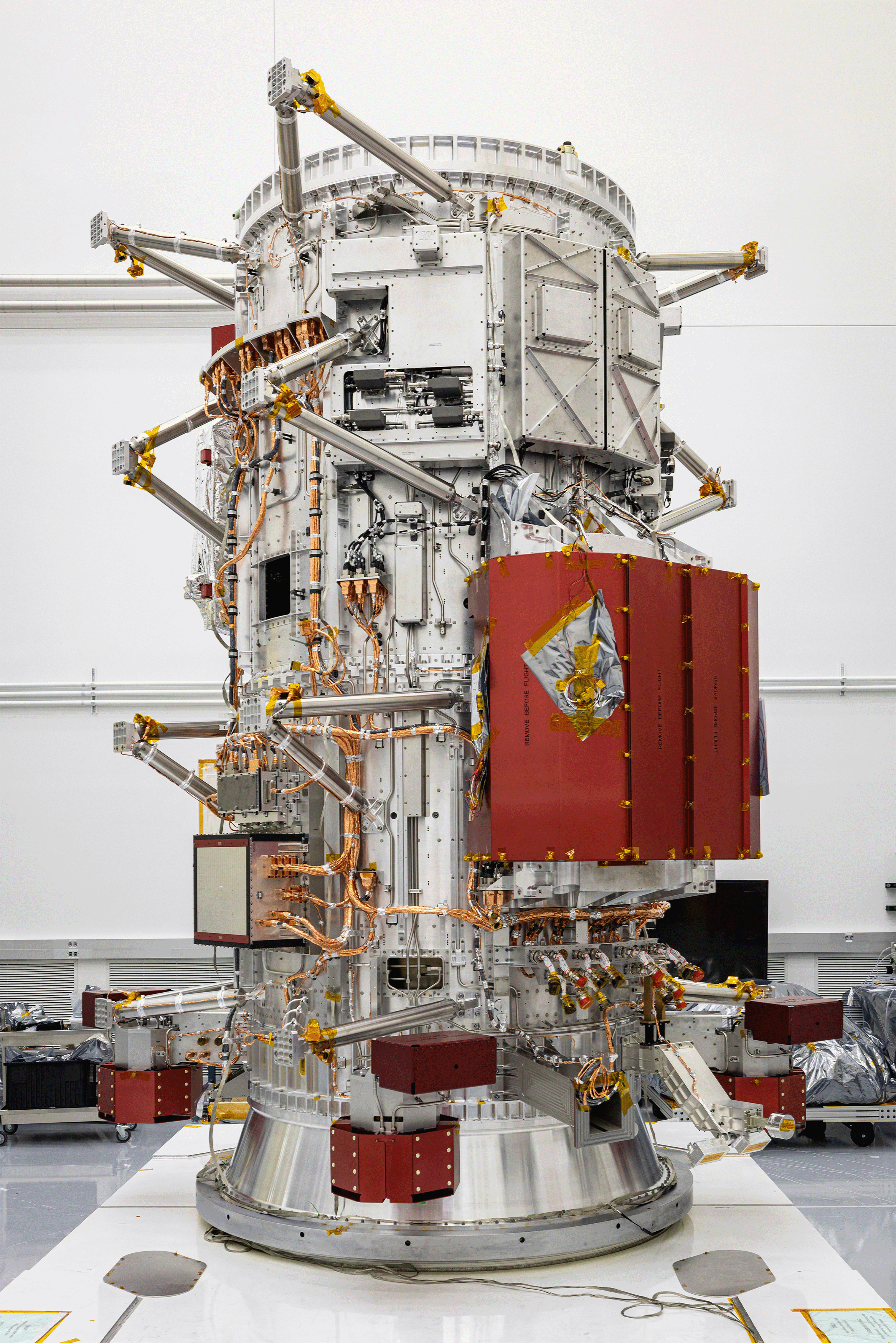 Gif of the fully assembled Europa Clipper propulsion module rotating 